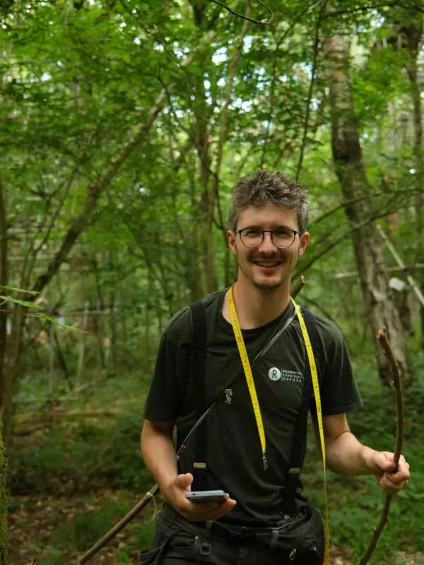 A member of the Oxford Ecosystems team at Wytham Woods